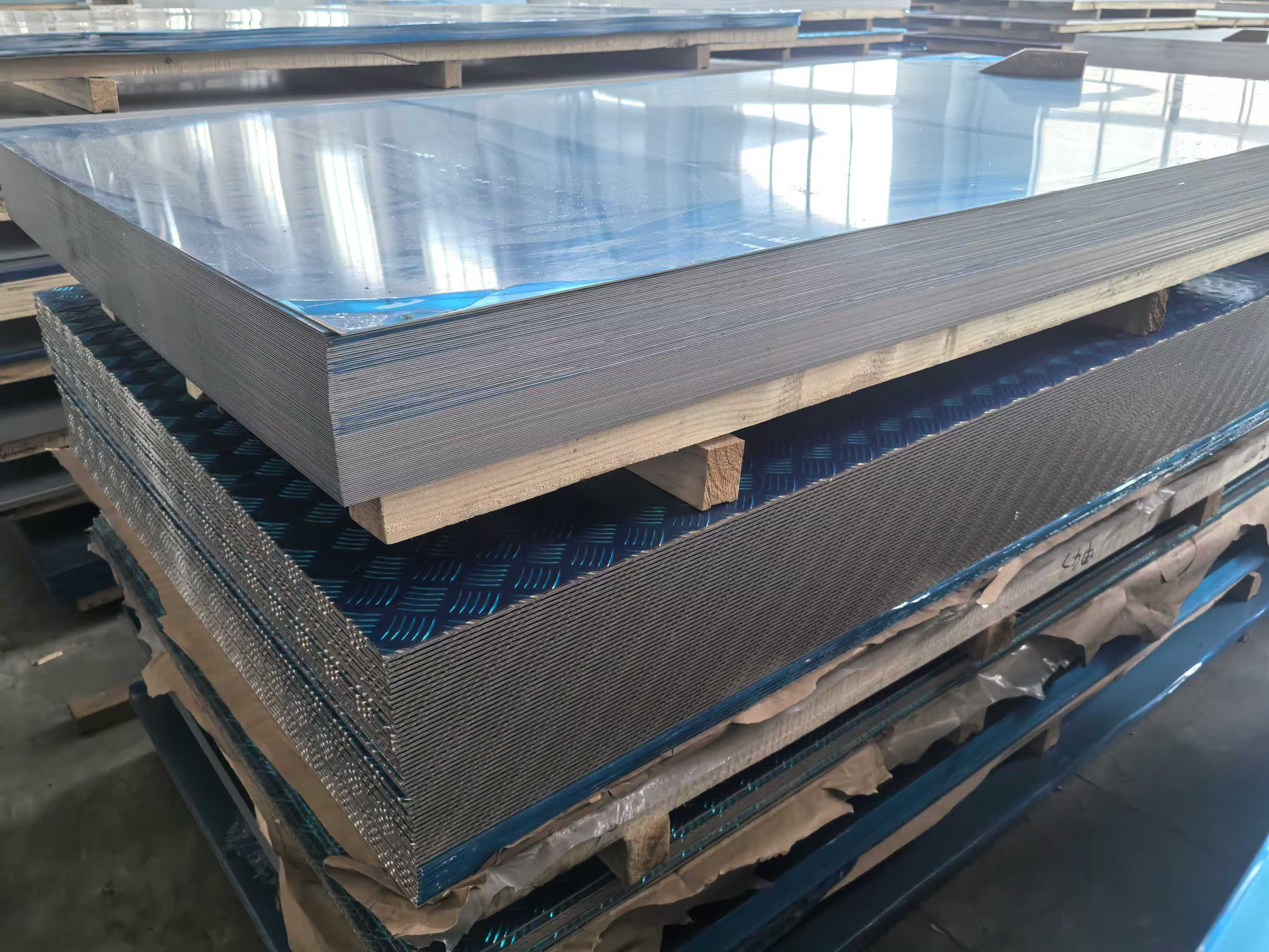 trường hợp công ty mới nhất về Cung cấp Tấm Nhôm cho Dự án Xây dựng Thương mại tại Ả Rập Xê Út
